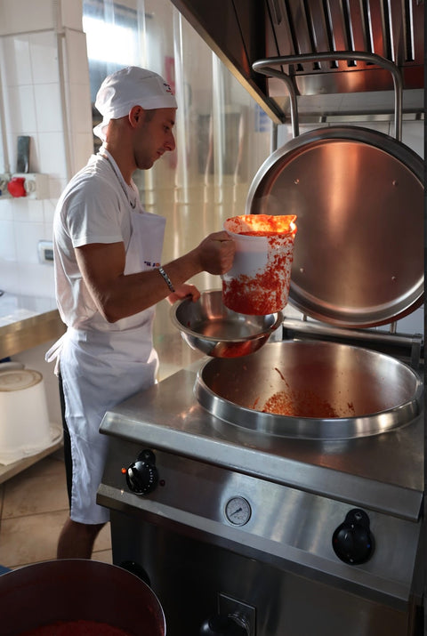 Stefania and her family: Crafting authentic slow-simmered sauces