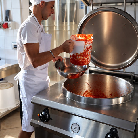 Stefania and her family: Crafting authentic slow-simmered sauces